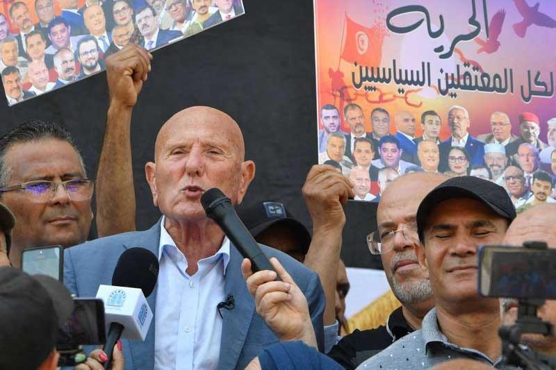 الوضع الاقتصادي المتأزم ورقة المعارضة التونسية للحشد ضد الانتخابات المحلية