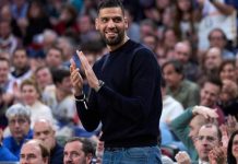 مشجعو ريال مدريد يحتفون بالتونسي صالح الماجري ونجم السلة يتفاعل مشجعو ريال مدريد يحتفون بالتونسي صالح الماجري ونجم السلة يتفاعل