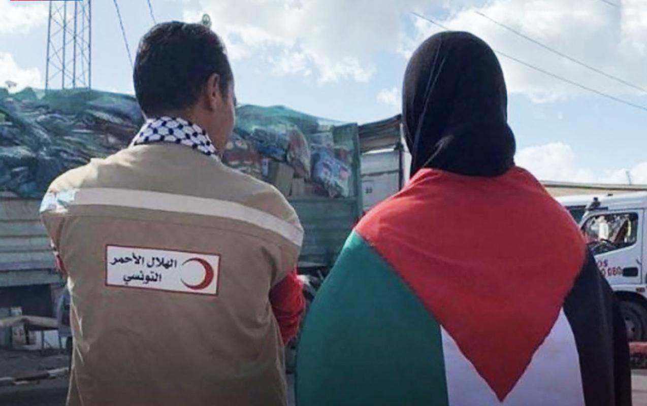الهلال الأحمر التونسي يدعو وسائل الاعلام وعموم المواطنين الى التواصل فقط مع الجهات الرسمية في المنظمة الهلال الأحمر التونسي يدعو وسائل الاعلام وعموم المواطنين الى التواصل فقط مع الجهات الرسمية في المنظمة