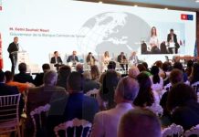 تونس توقع اتفاقية قرض بـ 210 ملايين يورو من البنك الأوروبي للاستثمار تونس توقع اتفاقية قرض بـ 210 ملايين يورو من البنك الأوروبي للاستثمار