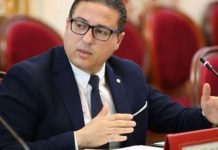 هشام العجبوني لـ”أفريقيا برس”: عدم حياد هيئة الانتخابات يهدد مصداقية السباق الرئاسي هشام العجبوني لـ"أفريقيا برس": عدم حياد هيئة الانتخابات يهدد مصداقية السباق الرئاسي