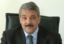 كمال إيدير.. من نجم في كرة اليد إلى رئيس للاتحاد التونسي لكرة القدم كمال إيدير.. من نجم في كرة اليد إلى رئيس للاتحاد التونسي لكرة القدم