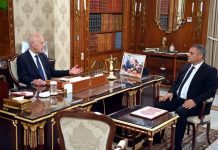 الرئيس التونسي يدعو للتأهب لكل محاولات “تأجيج الأوضاع” قبل الانتخابات الرئيس التونسي يدعو للتأهب لكل محاولات "تأجيج الأوضاع" قبل الانتخابات