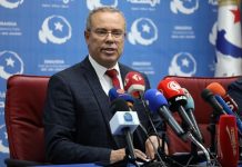 عماد الخميري لـ”أفريقيا برس”: المسار الانتخابي يخدم مرشح السلطة، والنهضة ستواصل نضالها عماد الخميري لـ"أفريقيا برس": المسار الانتخابي يخدم مرشح السلطة، والنهضة ستواصل نضالها