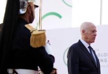 التونسيون بتجديد العهد لقيس سعيّد: “الشعب يريد” استمرار “الحرب ضد الفساد” التونسيون بتجديد العهد لقيس سعيّد: "الشعب يريد" استمرار "الحرب ضد الفساد"