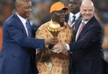 الاتحاد الأفريقي: تخبط في القرارات وأزمات للأندية والمنتخبات الاتحاد الأفريقي: تخبط في القرارات وأزمات للأندية والمنتخبات