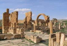 تونس تحتجز 11 روسيّا بشبهة الإرهاب تونس تحتجز 11 روسيّا بشبهة الإرهاب