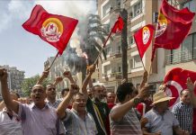 دام 3 أيام.. تعليق إضراب الأطباء الشُبان في تونس دام 3 أيام.. تعليق إضراب الأطباء الشُبان في تونس