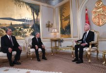 قيس سعيد يستقبل الامين العام لاتحاد المحامين العرب رئيس الجمهورية يستقبل الامين العام لاتحاد المحامين العرب و رئيس اتحاد المحامين العرب