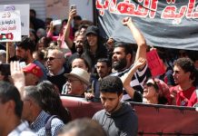 أزمة اتحاد الشغل والسلطة في تونس تتصاعد.. أبواب الحوار مغلقة أزمة اتحاد الشغل والسلطة في تونس تتصاعد.. أبواب الحوار مغلقة