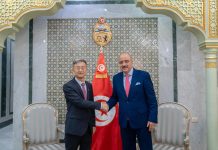 هل تأتي الصين مخلّصا أم مستثمرا باردا في رماد تونسي؟ هل تأتي الصين مخلّصا أم مستثمرا باردا في رماد تونسي؟