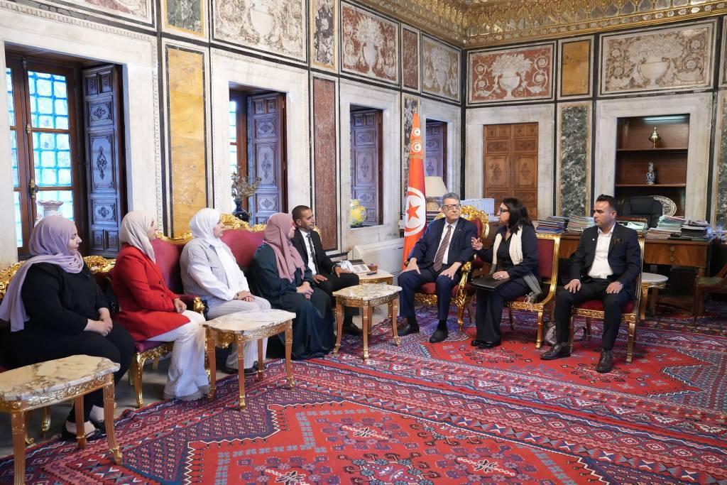 بودربالة يطلّع إلى مشاغل الاساتذة العرضيين بالمعاهد العليا بودربالة يطلّع إلى مشاغل الاساتذة العرضيين بالمعاهد العليا