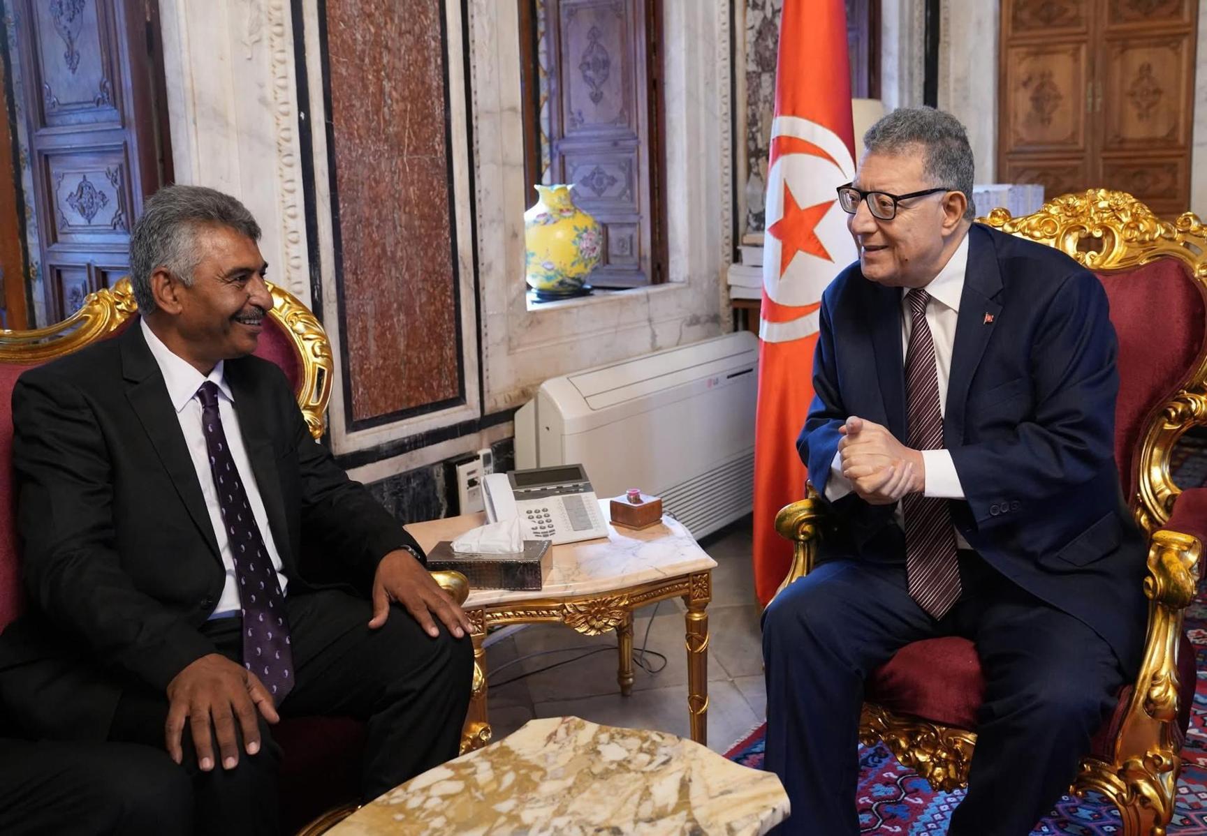 أعضاء المجلس الجهوي يؤكدون على ضرورة انجاح البرامج التنموية أعضاء المجلس الجهوي يؤكدون على ضرورة انجاح البرامج التنموية