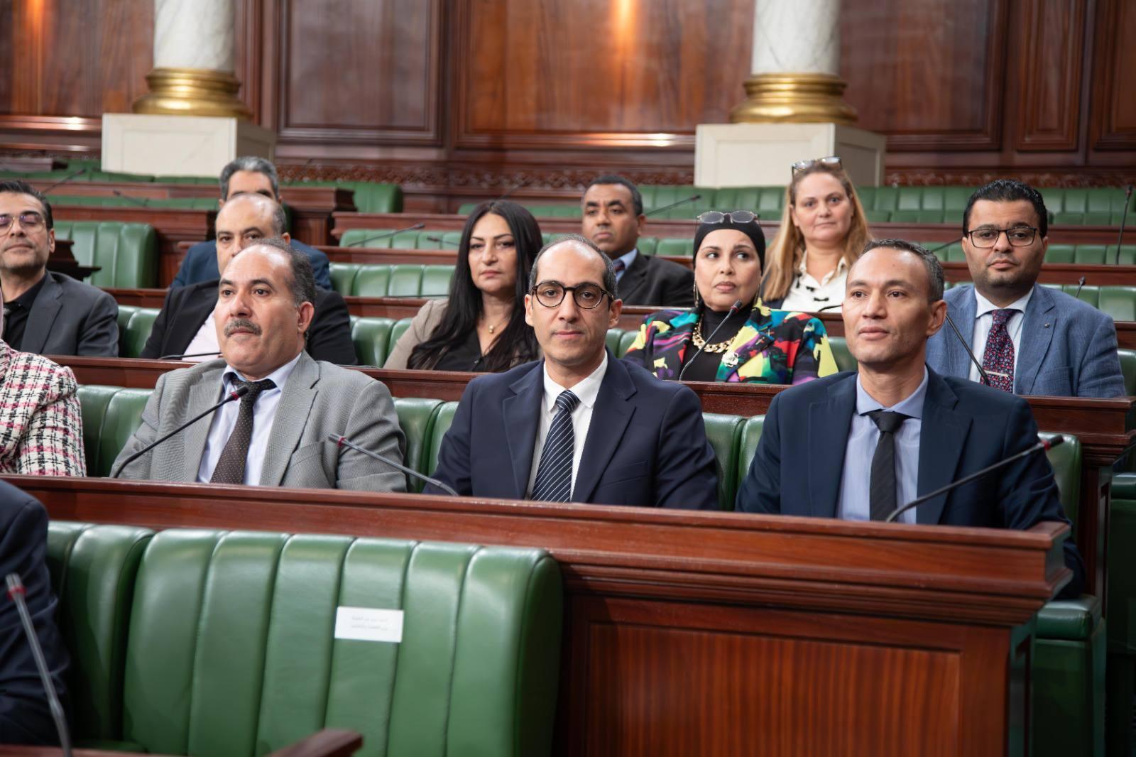 نواب مجلس الجهات والأقاليم يطالبون بإدراج مهمته ضمن مشروع ميزانية نواب مجلس الجهات والأقاليم يطالبون بإدراج مهمته ضمن مشروع ميزانية