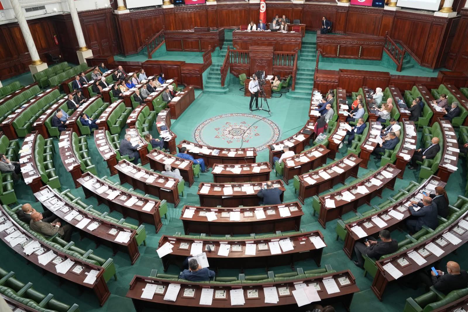 المجالس المحلية تعلن عن مبادرة لسحب الثقة من نواب بالبرلمان المجالس المحلية تعلن عن مبادرة لسحب الثقة من نواب بالبرلمان