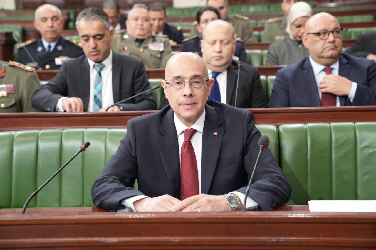 وزير الدفاع: الطائرات المسيّرة تشكل تحدياً متصاعداً على المستوى الوطني وزير الدفاع: الطائرات المسيّرة تشكل تحدياً متصاعداً على المستوى الوطني