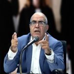 المحامون يرفضون المحاكمة عن بعد ويطالبون إحضار المتهمين بقاعة الجلسة المحامون يرفضون المحاكمة عن بعد ويطالبون إحضار المتهمين بقاعة الجلسة