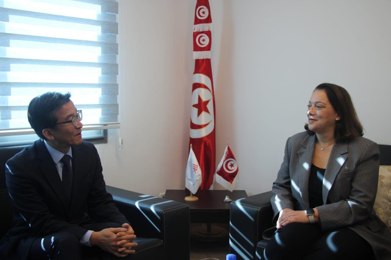 سفير كوريا: رغبة الشركات الكورية في التموقع في شمال إفريقيا سفير كوريا: رغبة الشركات الكورية في التموقع في شمال إفريقيا