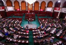 تونس بين برلمان منقسم واحتقان في السجون تونس بين برلمان منقسم واحتقان في السجون