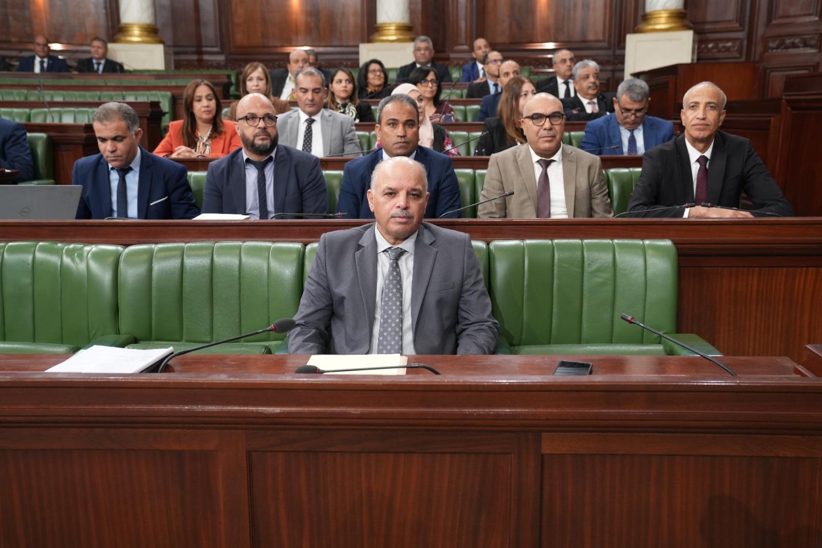 نواب الجهات والأقاليم يجمعون على الوضعية الكارثية لقطاع النقل