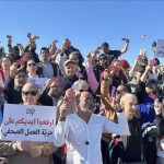 صحفيو تونس يحتجون أمام ساحة الحكومة دفاعا عن حرية الصحافة صحفيو تونس يحتجون أمام ساحة الحكومة دفاعا عن حرية الصحافة