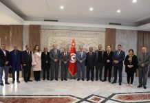 وفد من المجموعة البرلمانية بالمجلس الوطني الجزائري يحلّ بتونس وفد من المجموعة البرلمانية بالمجلس الوطني الجزائري يحلّ بتونس