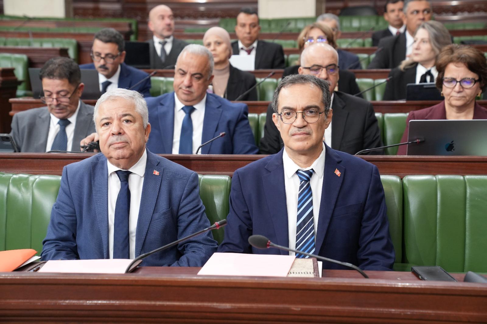 مداخلات النواب حول الأراضي الدولية والإنتاج الفلاحي