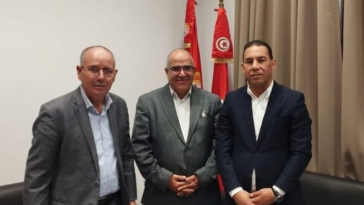 اتحاد الشغل يتشاور مع نقابة المحامين ورابطة حقوقية لحل مشاكل تونس