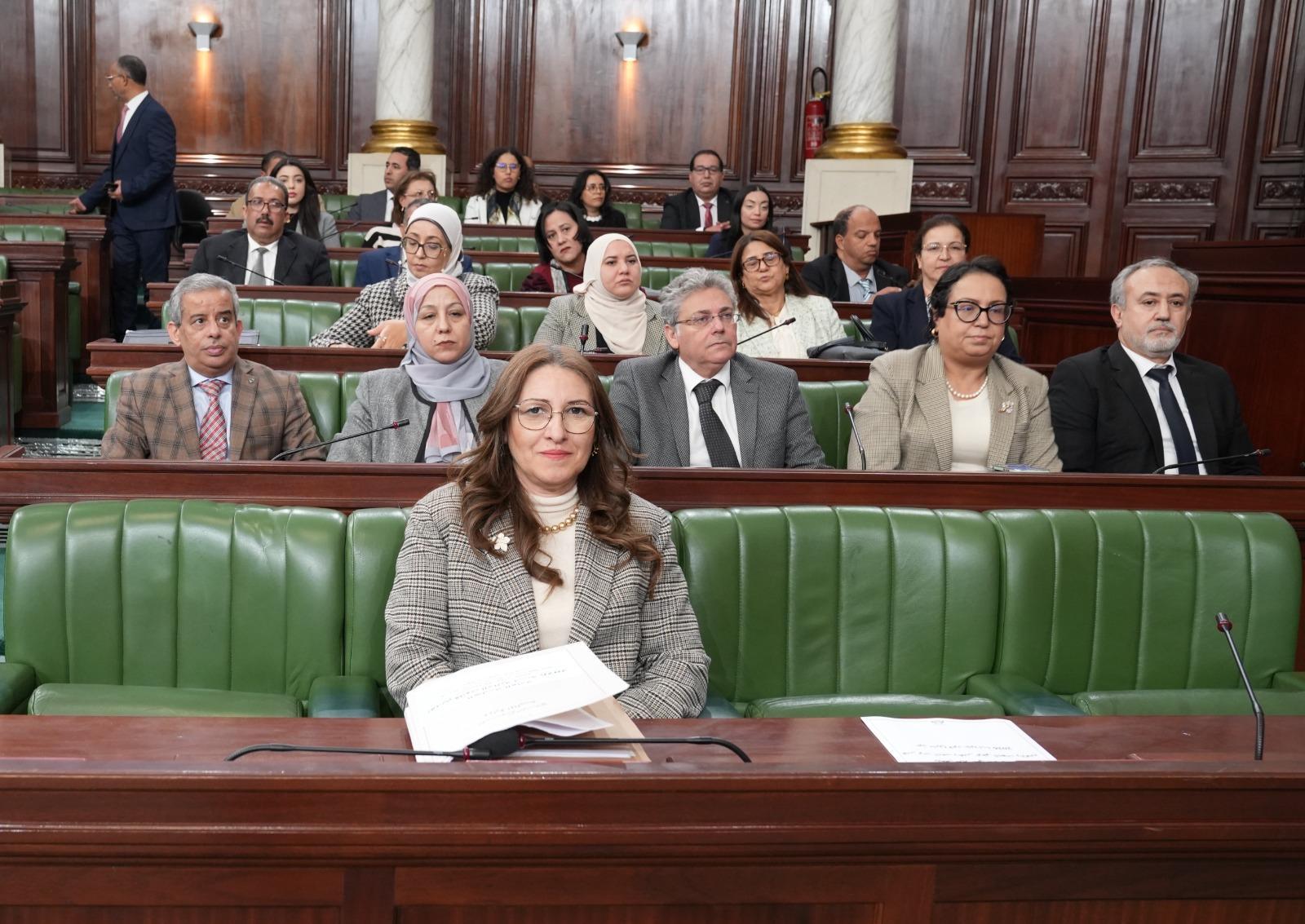 مجلس النواب والمجلس الأقاليم يشرعان في النظر في مشروع قانون المالية