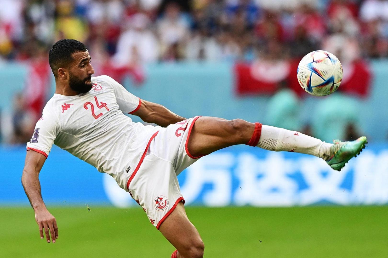 تعادل مثير بين منتخب تونس ومنتخب فلسطين في كأس العرب