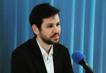 نجل نجيب الشابي: اعتقال والدي قرار سياسي بغطاء قضائي نجل نجيب الشابي: اعتقال والدي قرار سياسي بغطاء قضائي