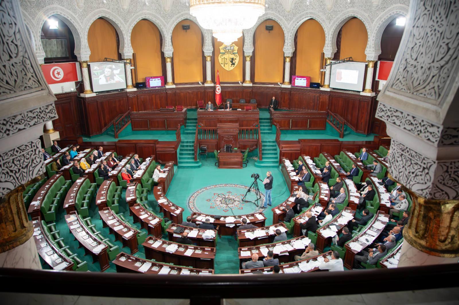 نواب الجهات والأقاليم يصادقون على قانون المالية لسنة 2026 برمّته