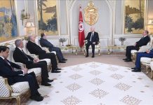 سعيّد: تونس والجزائر ستواصلان العمل لتعزيز التعاون وتطوير الشراكة سعيّد: تونس والجزائر ستواصلان العمل لتعزيز التعاون وتطوير الشراكة