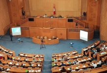 صالح الهداجي: علينا تحويل الصحراء التونسية إلى قطب تنموي صالح الهداجي: علينا تحويل الصحراء التونسية إلى قطب تنموي