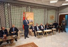 النفطي يلتقي عددا من أفراد الجالية المقيمة بالمملكة السعودية النفطي يلتقي عددا من أفراد الجالية المقيمة بالمملكة السعودية