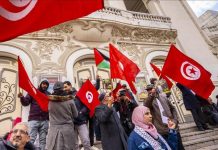 تجدد احتجاجات مطالبة بإغلاق مجمع صناعي في قابس مسبب للتلوث تجدد احتجاجات مطالبة بإغلاق مجمع صناعي في قابس مسبب للتلوث