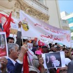 آلاف يتظاهرون دعما لسياسات سعيّد ورفضا للتدخل الأجنبي آلاف يتظاهرون دعما لسياسات سعيّد ورفضا للتدخل الأجنبي