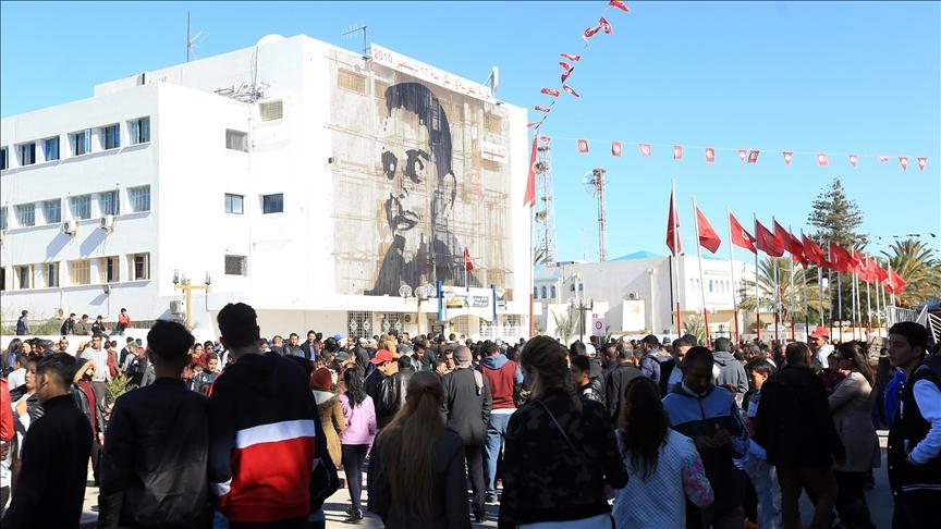 ثوره البوعزيزي.. نتائجها وتأثيرها على الواقع التونسي ثوره البوعزيزي.. نتائجها وتأثيرها على الواقع التونسي