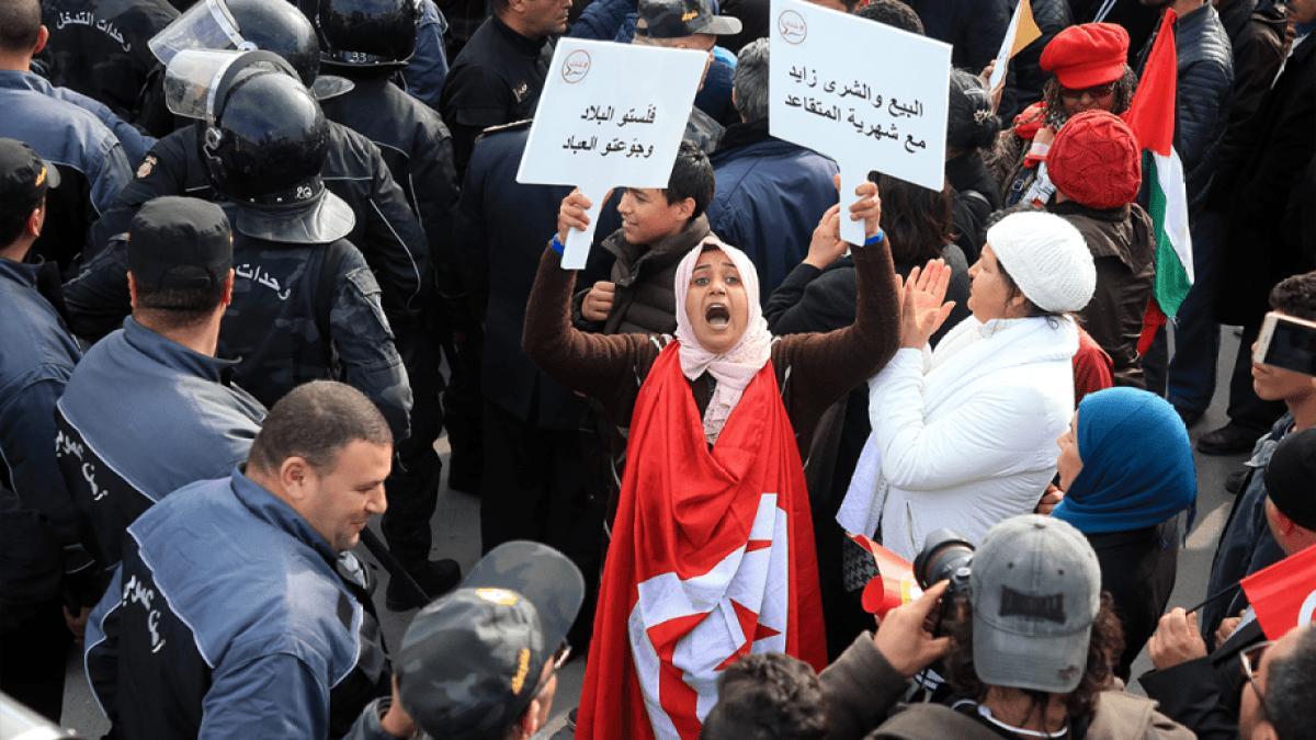 الذكرى 15 للثورة التونسية.. هل عادت عقارب الساعة للوراء؟ الذكرى 15 للثورة التونسية.. هل عادت عقارب الساعة للوراء؟