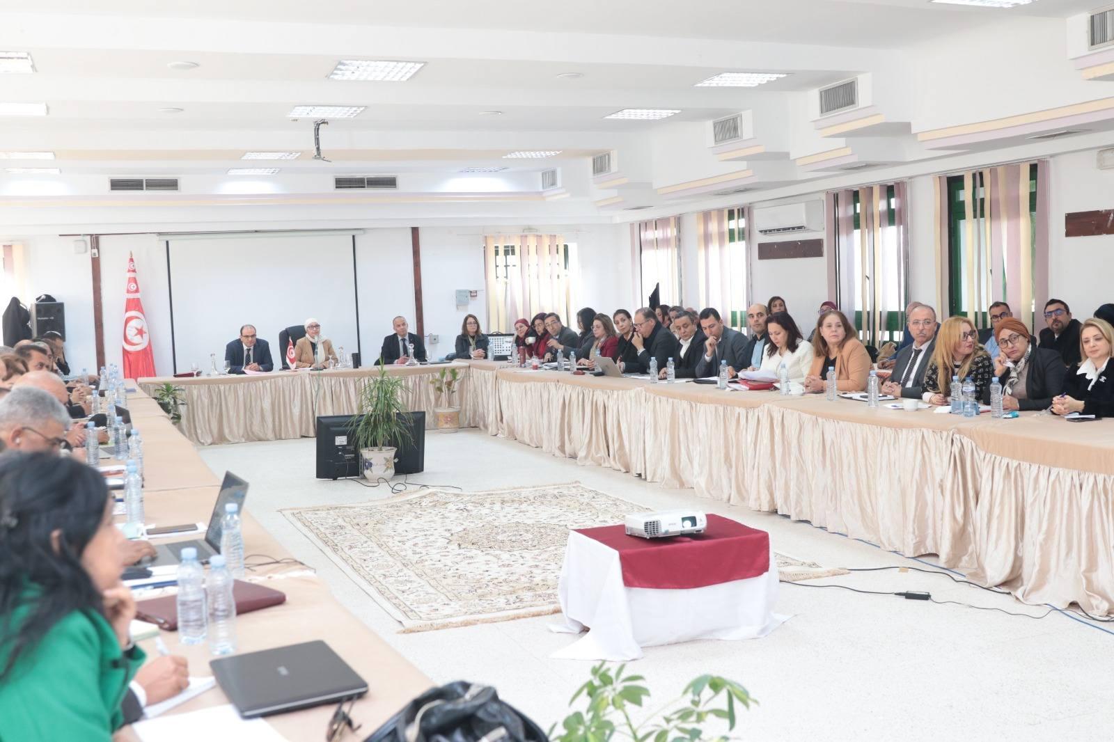 وزيرة الأسرة تشرف على ندوة المديرين لتقييم ميزانية 2025 وزيرة الأسرة تشرف على ندوة المديرين لتقييم ميزانية 2025