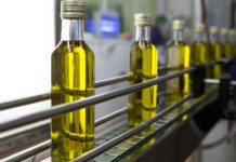 وزير الخارجية يدعو إلى دعم تونس في الترويج لزيت الزيتون وزير الخارجية يدعو إلى دعم تونس في الترويج لزيت الزيتون