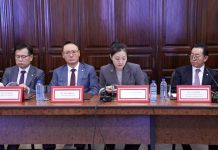 جلسة عمل لمجموعة التعاون البرلماني مع وفد كوريا جلسة عمل لمجموعة التعاون البرلماني مع وفد كوريا