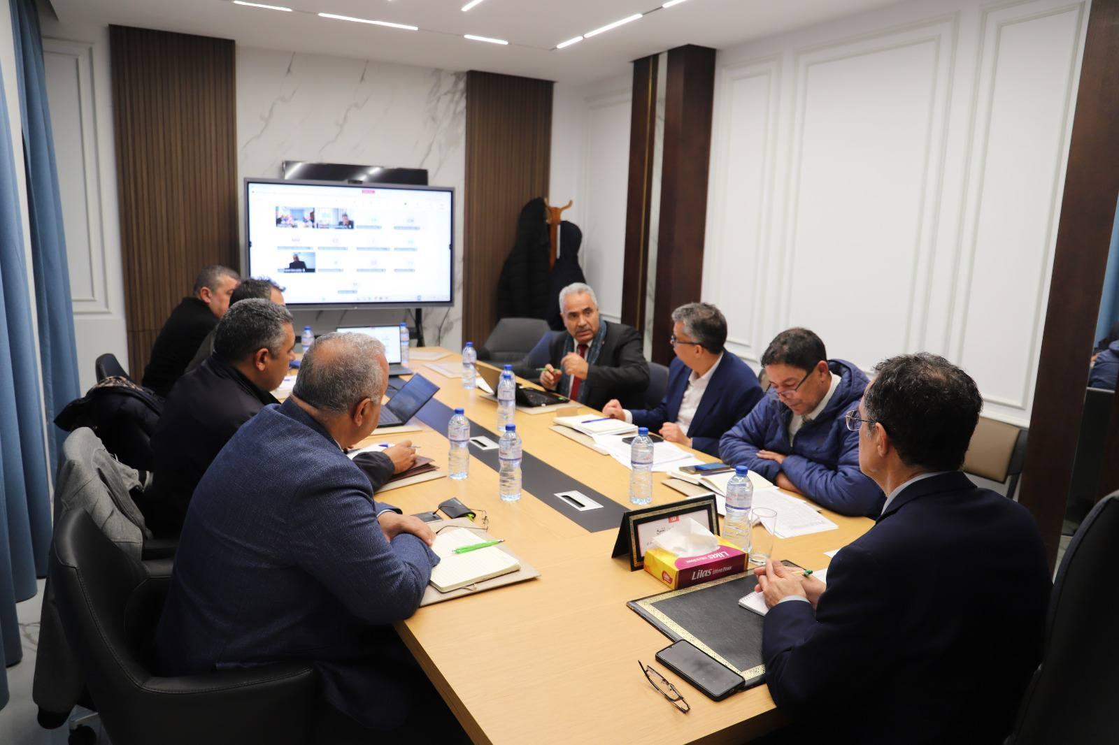 وزير الفلاحة يوصي بتسخير كافة الامكانيات البشرية واللوجستية بالولايات التي شهدت تساقطات كثيفة وزير الفلاحة يوصي بتسخير كافة الامكانيات البشرية واللوجستية بالولايات التي شهدت تساقطات كثيفة