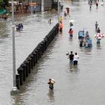 انتشال جثة بحار من بين 4 مفقودين قبالة المنستير انتشال جثة بحار من بين 4 مفقودين قبالة المنستير