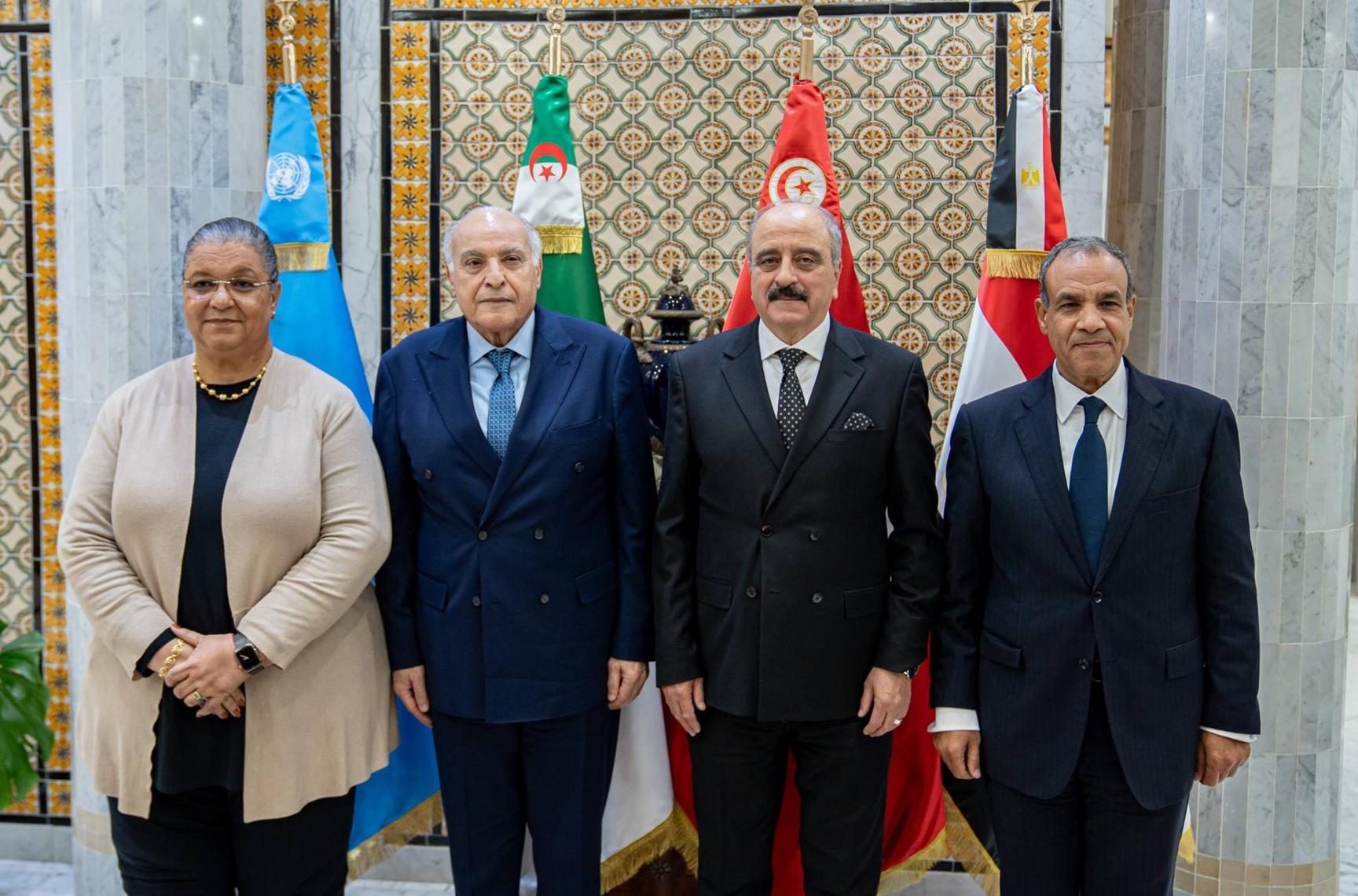 اختتام اجتماع وزراء خارجية تونس والجزائر ومصر واعتماد بيان ختامي اختتام اجتماع وزراء خارجية تونس والجزائر ومصر واعتماد بيان ختامي