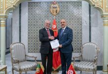 وزير الخارجية يتسلم أوراق اعتماد السفير الجديد لجمهورية البرتغال وزير الخارجية يتسلم أوراق اعتماد السفير الجديد لجمهورية البرتغال