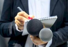 160 ناشطا سياسيا يوقعون عريضة حول “حرية التعبير في الإعلام” 160 ناشطا سياسيا يوقعون عريضة حول "حرية التعبير في الإعلام"