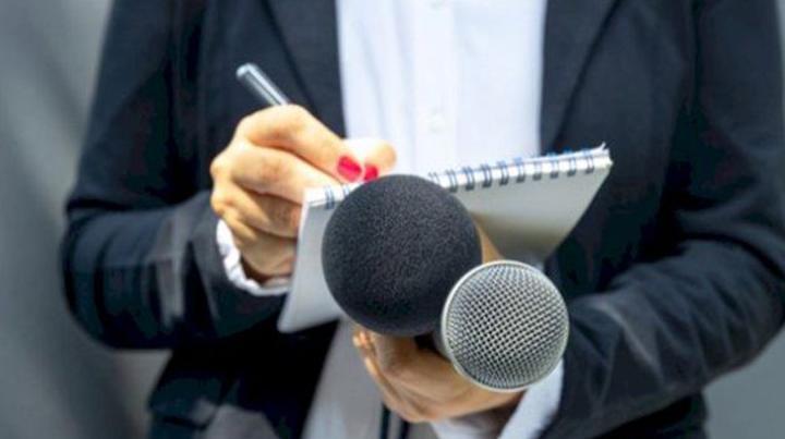 160 ناشطا سياسيا يوقعون عريضة حول 160 ناشطا سياسيا يوقعون عريضة حول