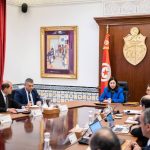 رئيسة الحكومة تشرف على اجتماع لجنة المشاريع الكبرى رئيسة الحكومة تشرف على اجتماع لجنة المشاريع الكبرى