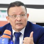 إيقاف حكمين بسبب “خطأ جسيم” غيّر نتيجة مباراة الصفاقسي والأفريقي إيقاف حكمين بسبب "خطأ جسيم" غيّر نتيجة مباراة الصفاقسي والأفريقي